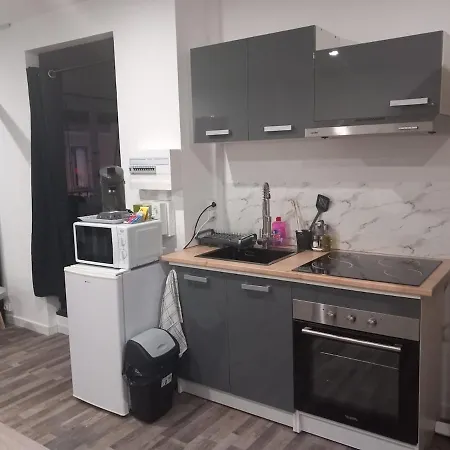 Noire Et Blanche Apartment *